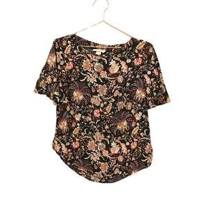 H&M floral blouse with flutter sleeves size 6
